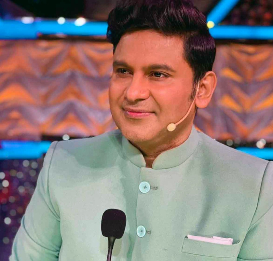 मनोज मुंतशिर