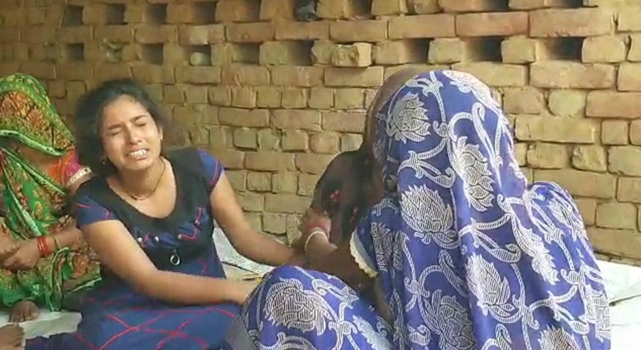 गांव में पसरा मातम