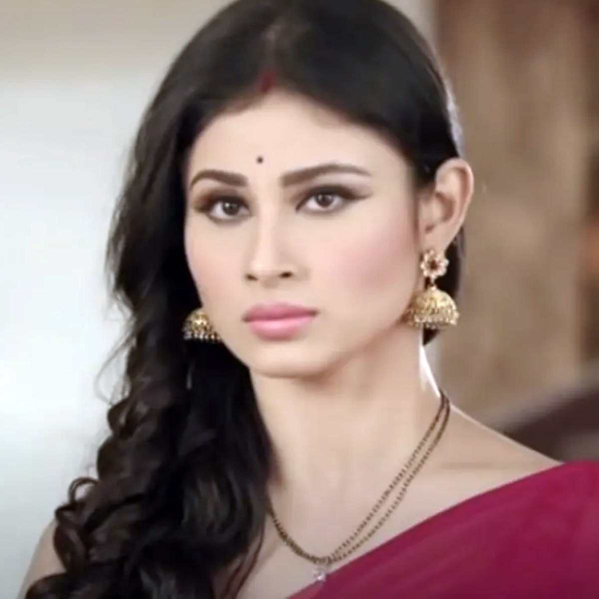 मौनी रॉय