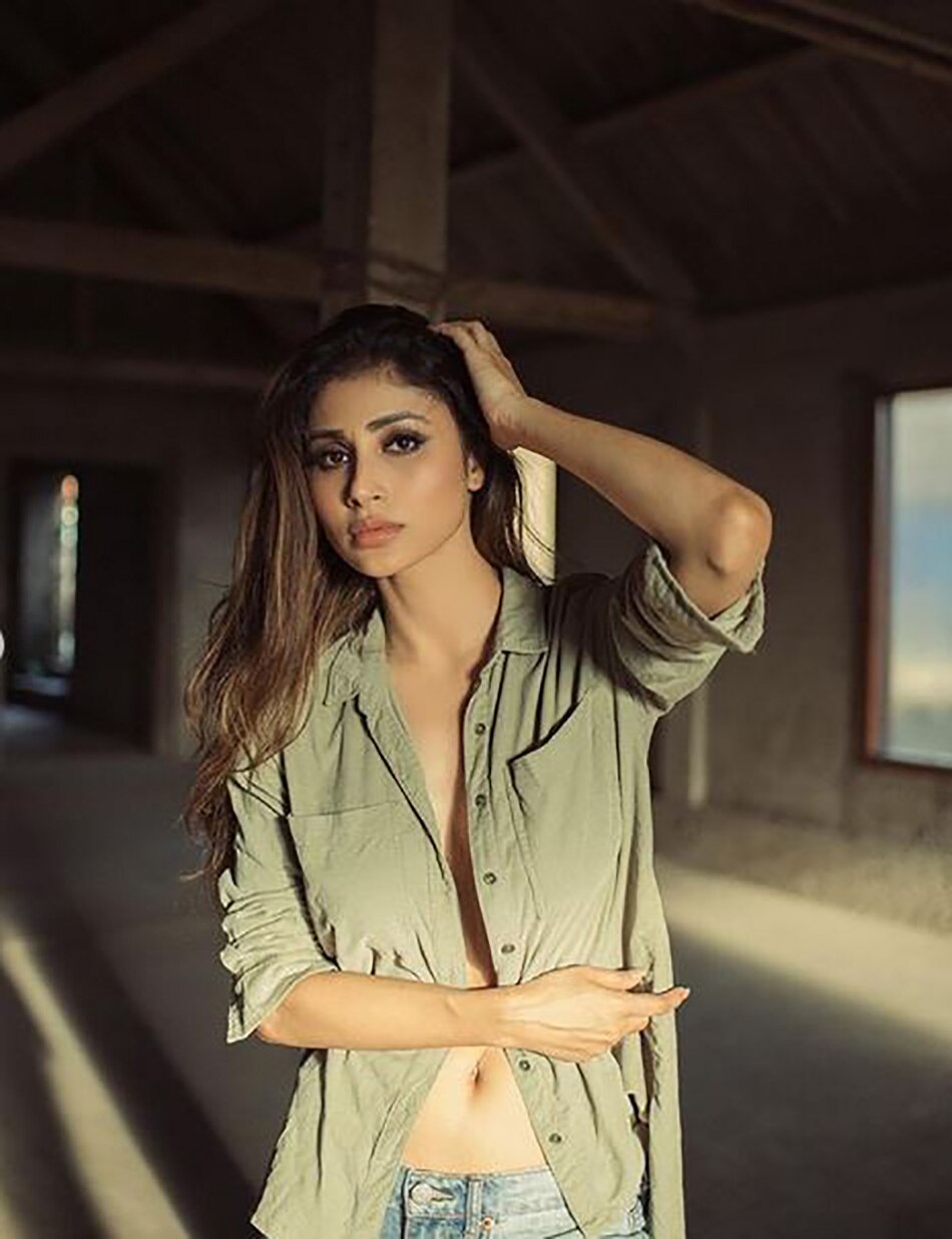 मौनी रॉय