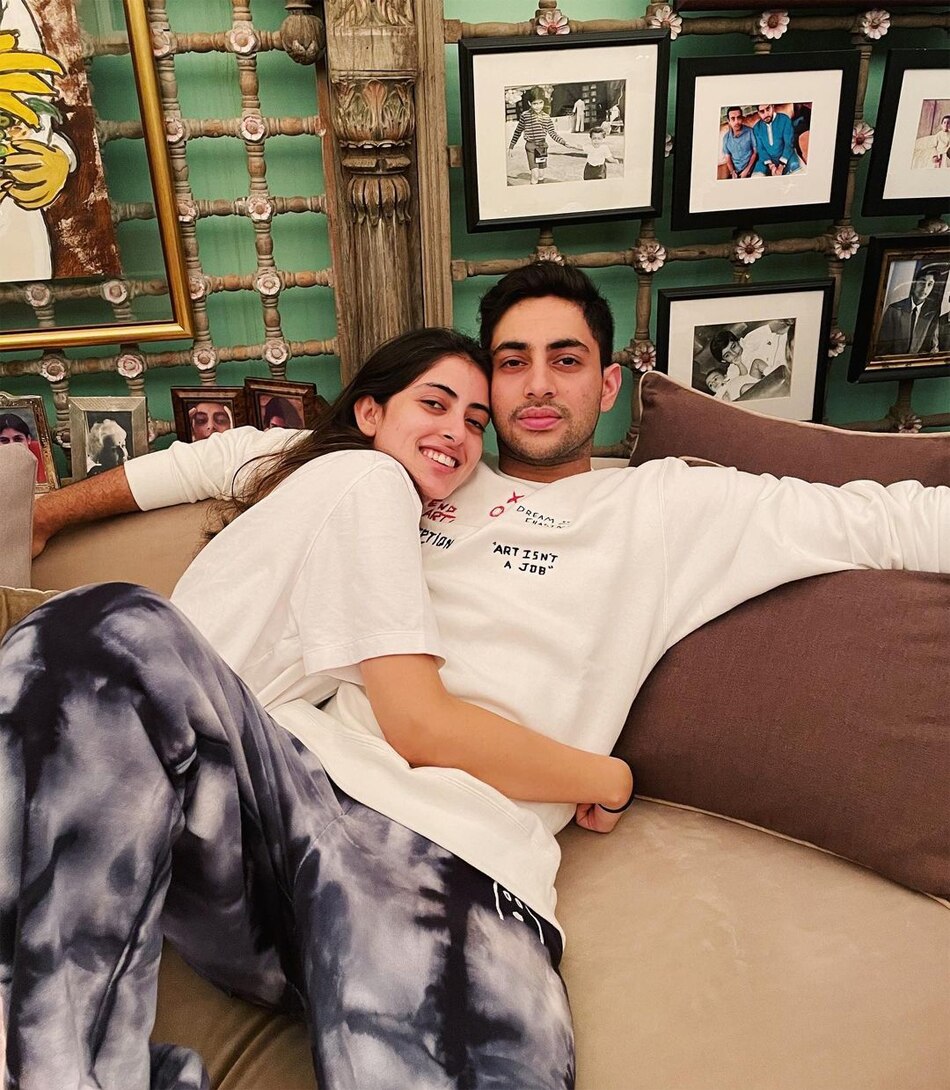 नव्या नवेली नंदा