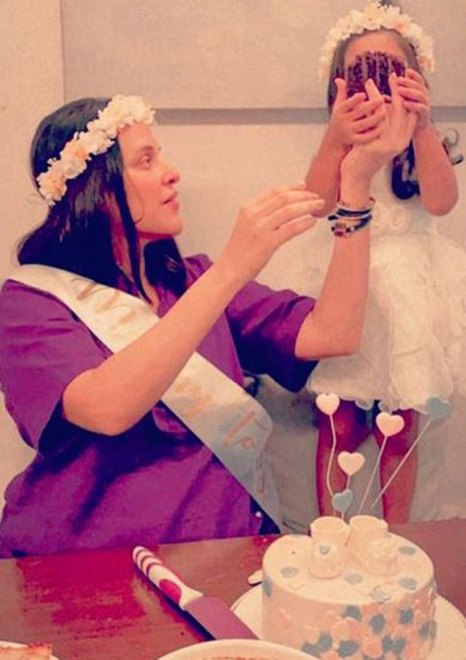 नेहा धूपिया बेबी शावर