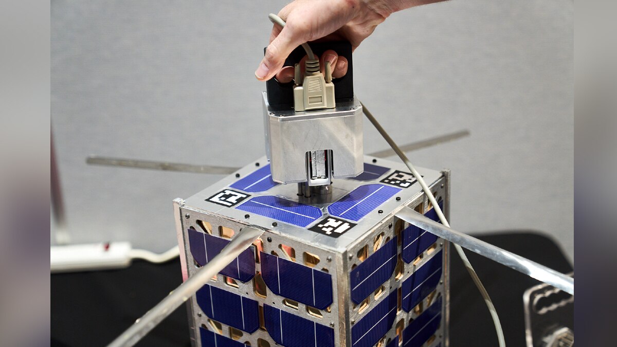 Refueling Station Tenzing Tanker