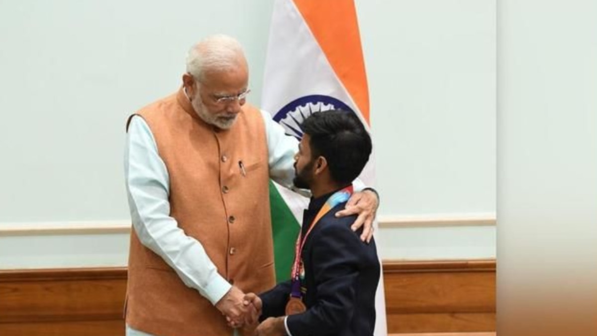 PM Modi and Krishna Nagar