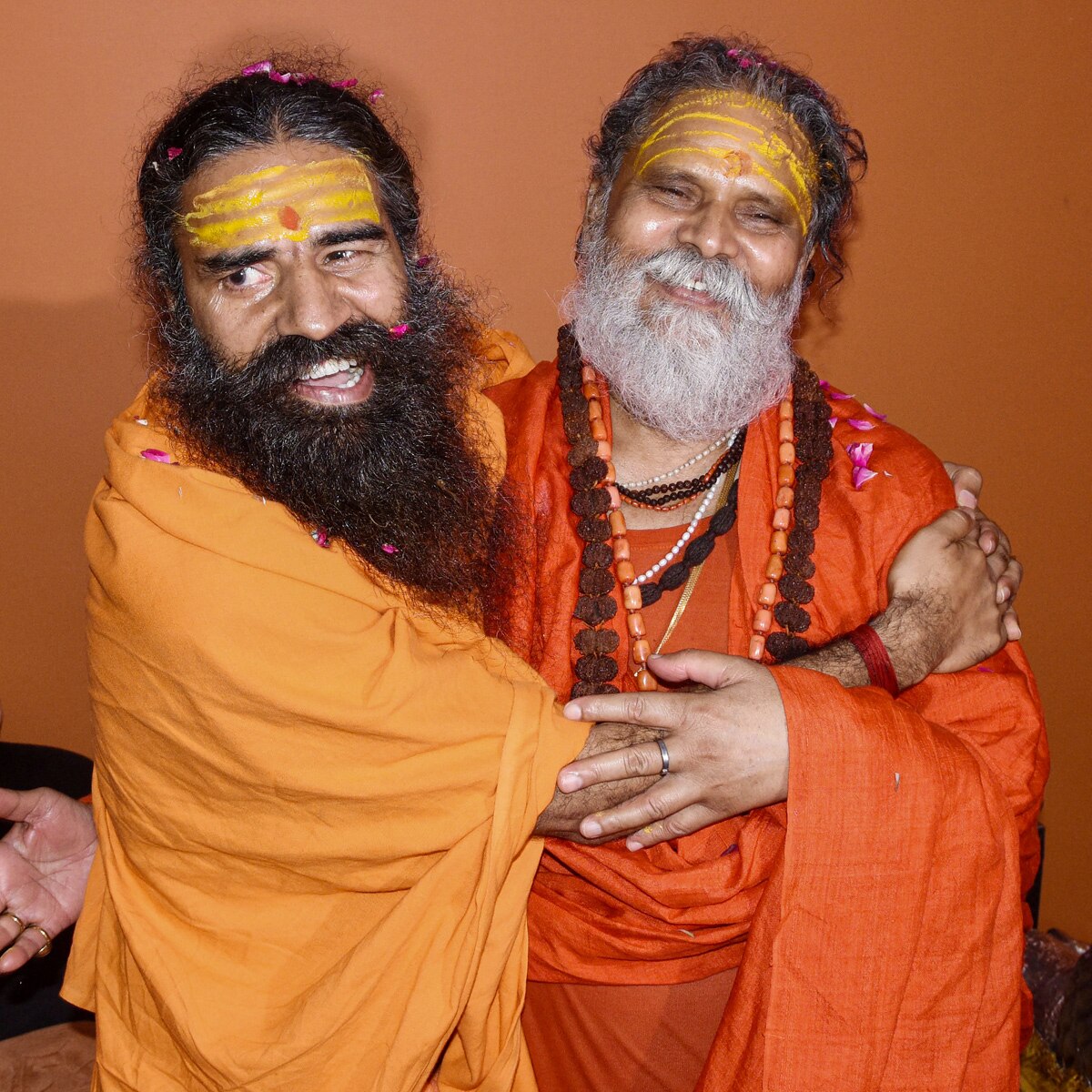 Narendra giri suicide letter