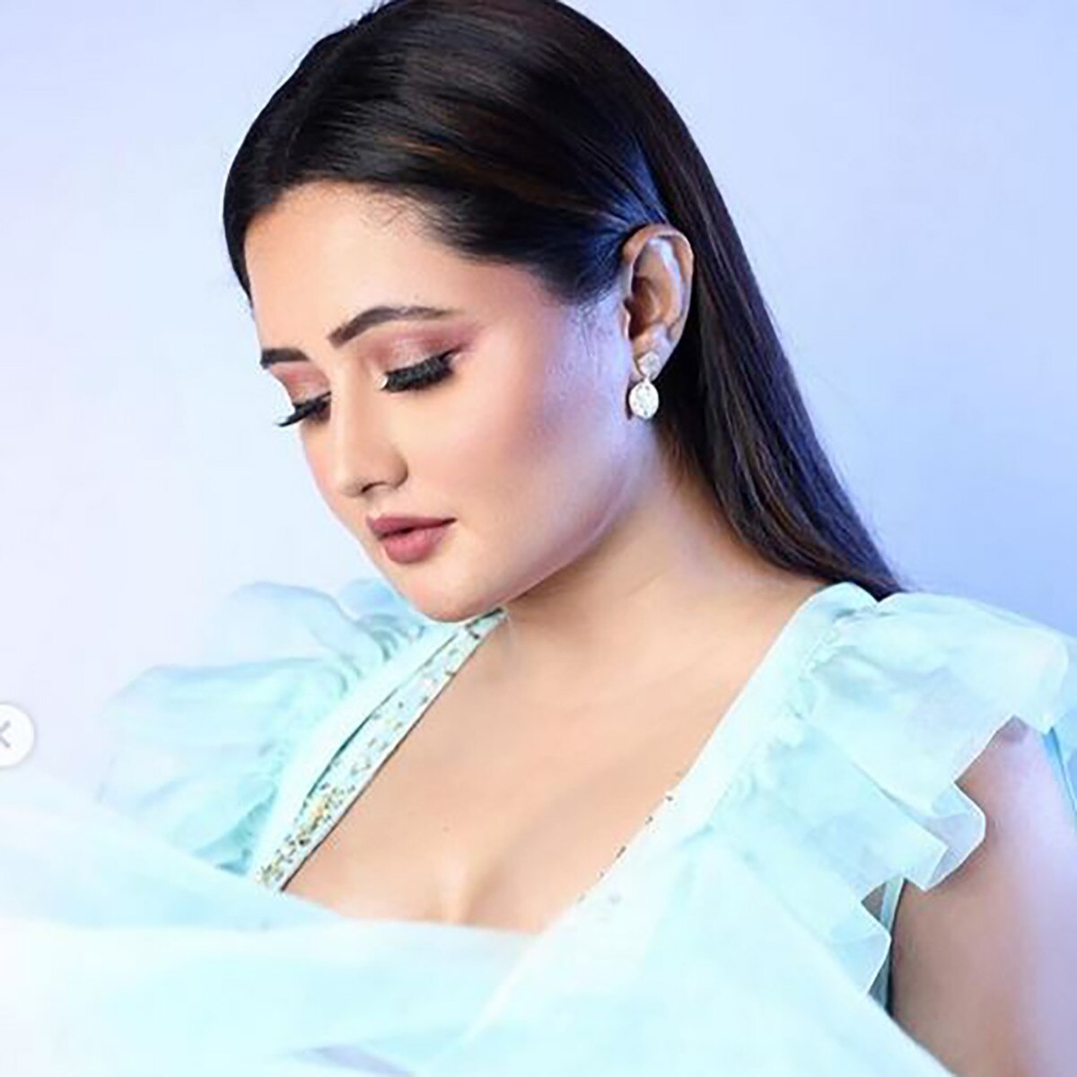 रश्मि देसाई