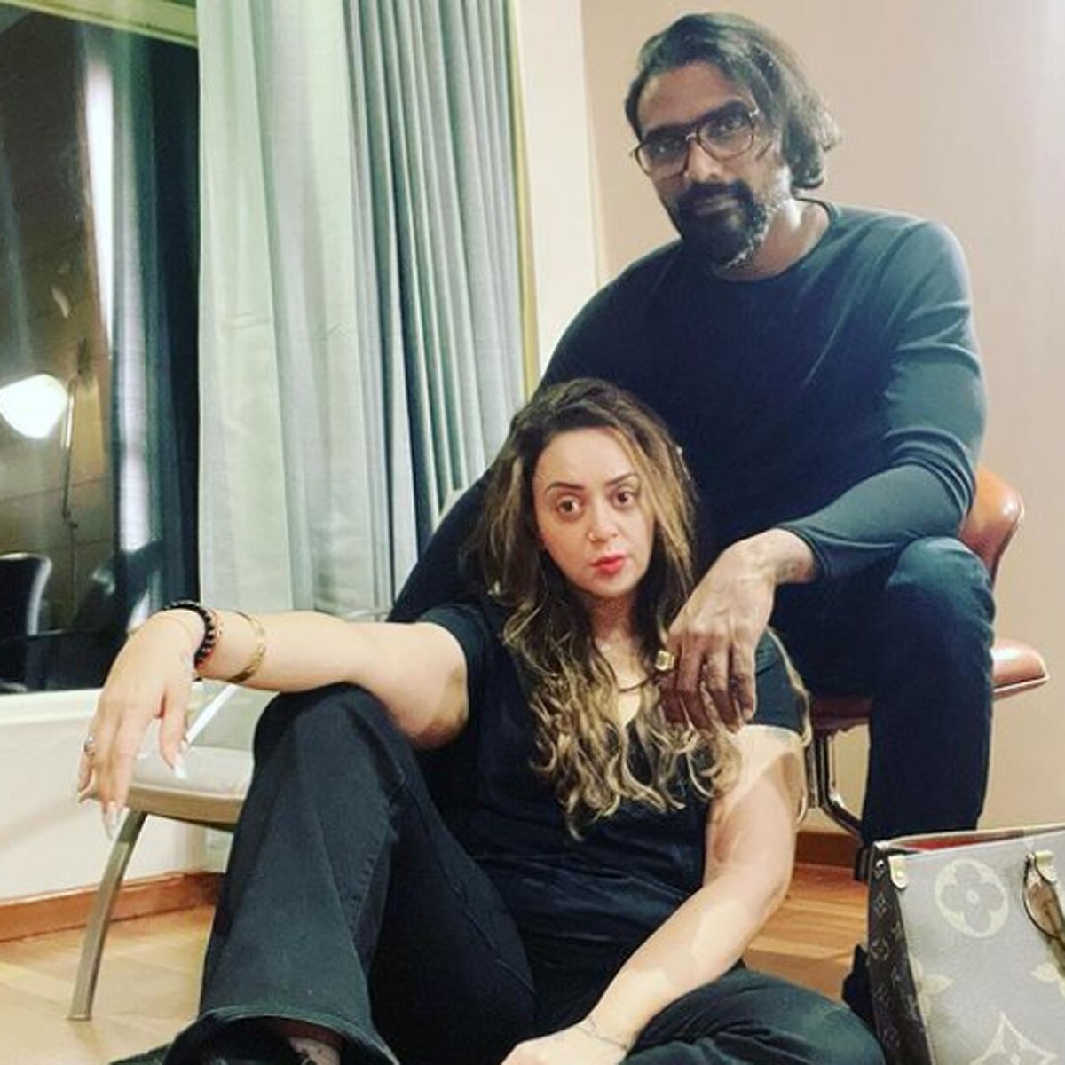 रेमो डिसूजा अपनी पत्नी Lizelle के साथ 