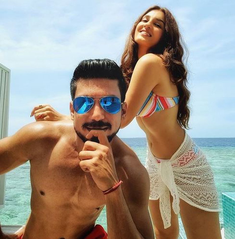 शाइनी दोशी