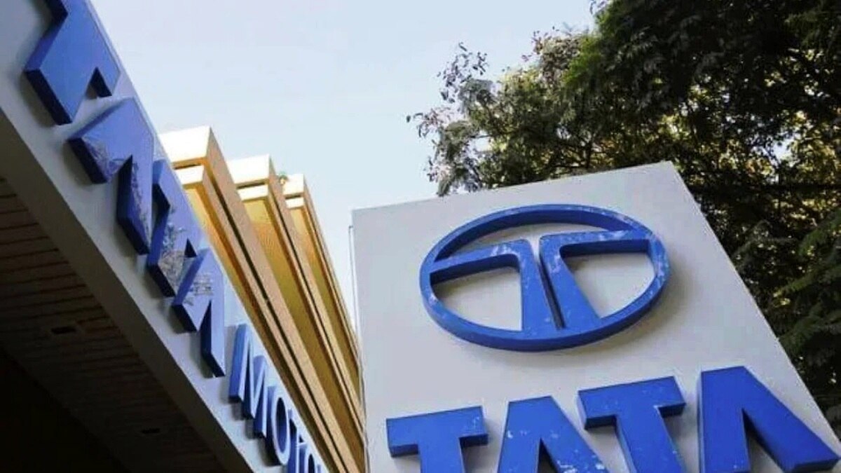 टाटा मोटर्स में राकेश झुनझुनवाला की हिस्सेदारी है