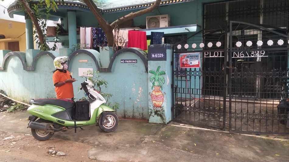 Ex nurse turn swiggy delivery woman (aajtak.in)