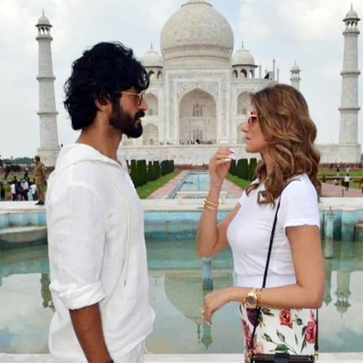 विद्युत जामवाल-नंद‍िता महतानी 