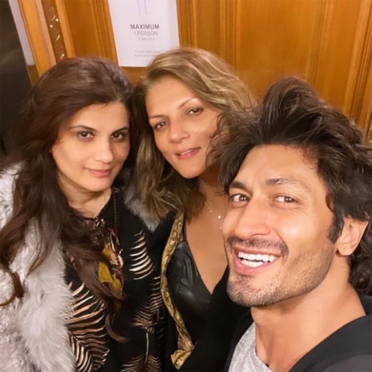 विद्युत जामवाल-नंद‍िता म‍हतानी