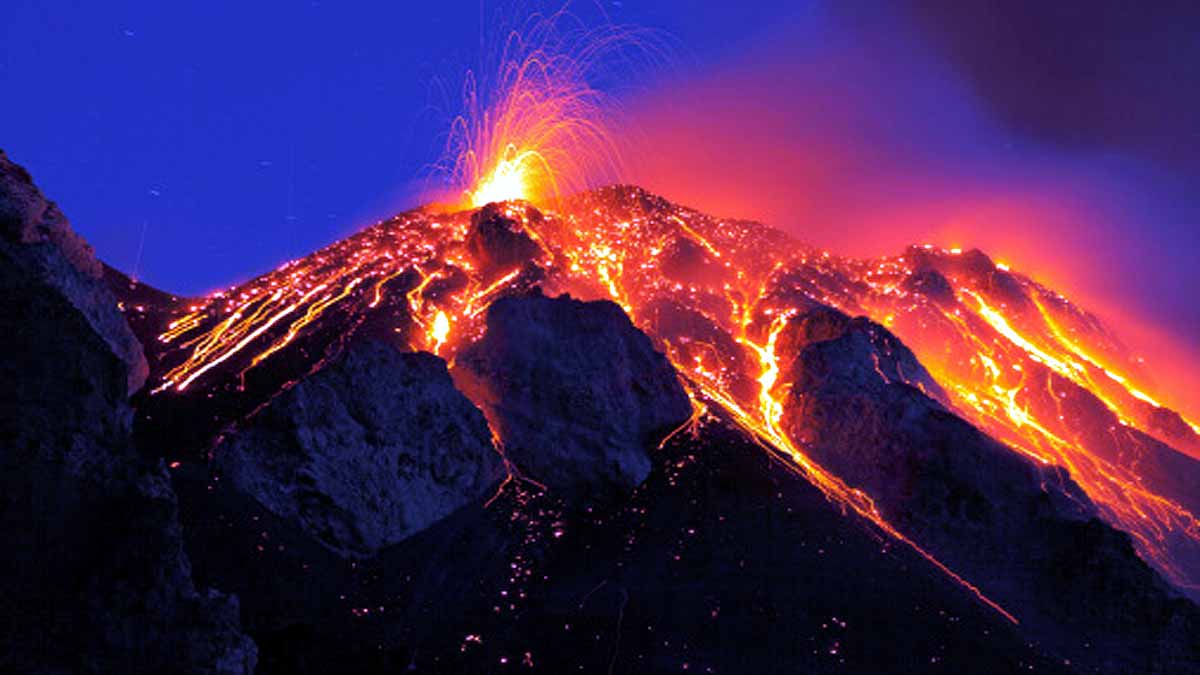 Volcanoes Sustained Oxygen on Earth