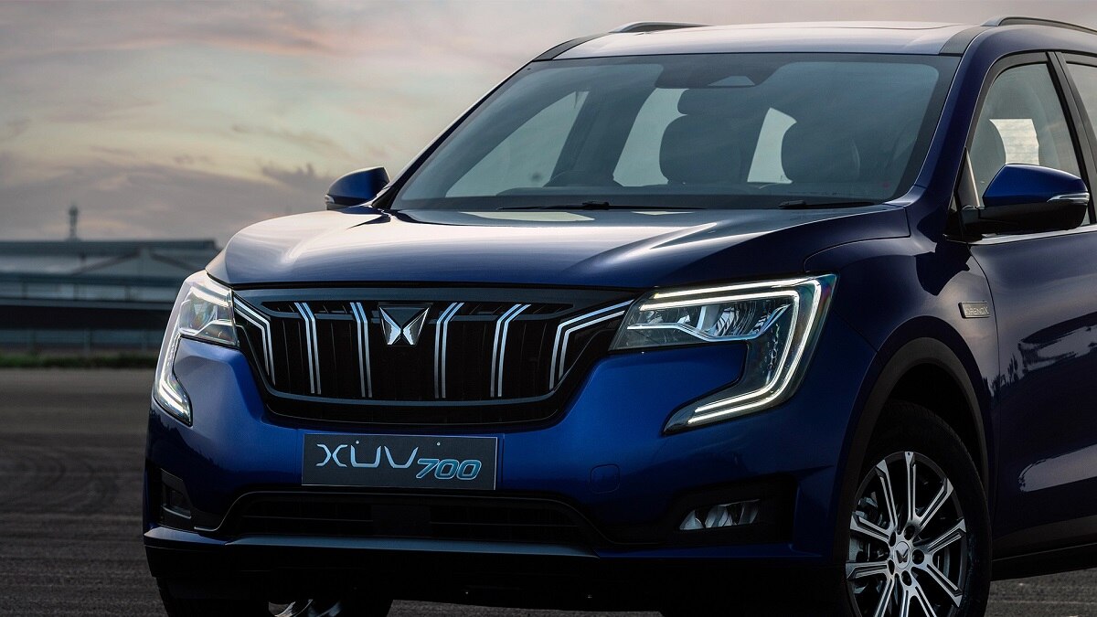 XUV700 के 7-सीटर पेट्रोल मॉडल