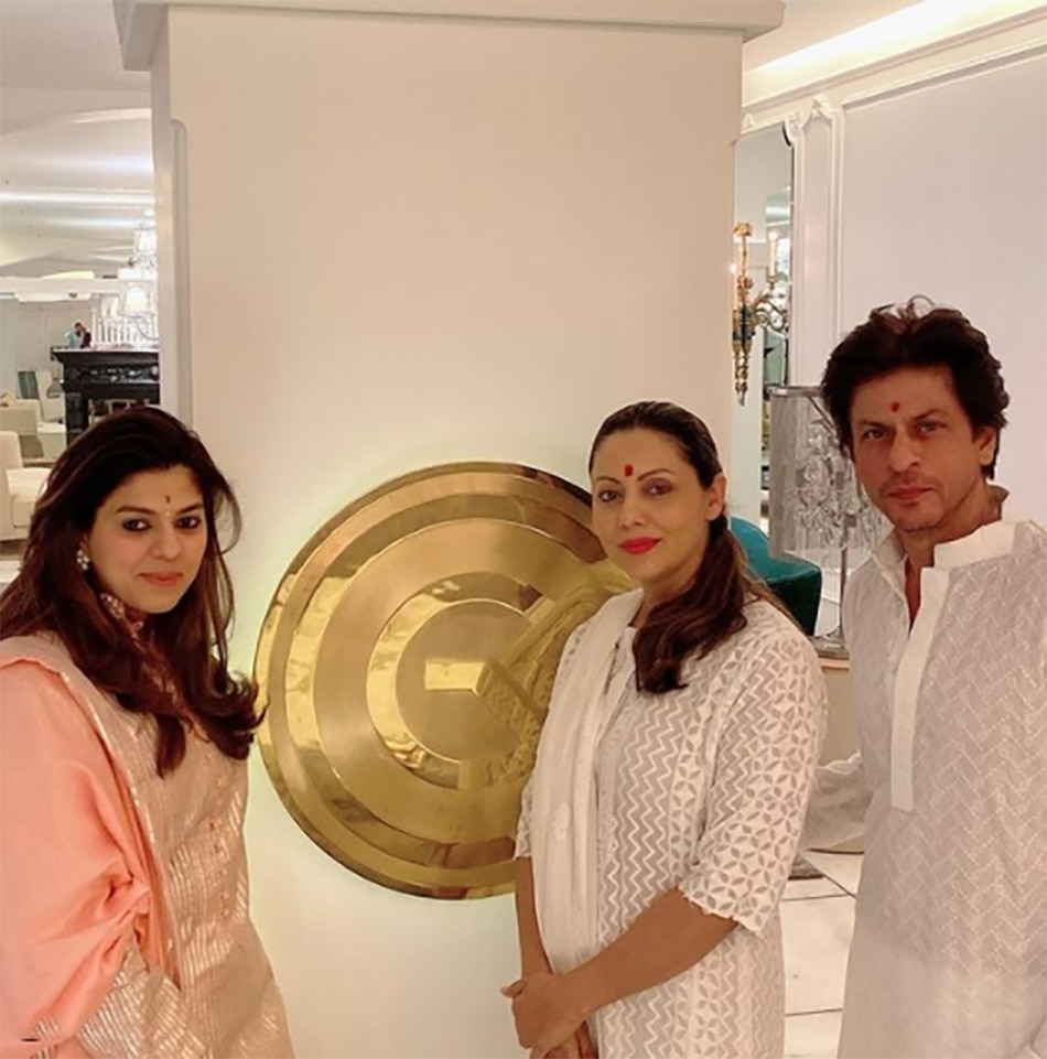  शाहरुख खान की मैनेजर पूजा ददलानी