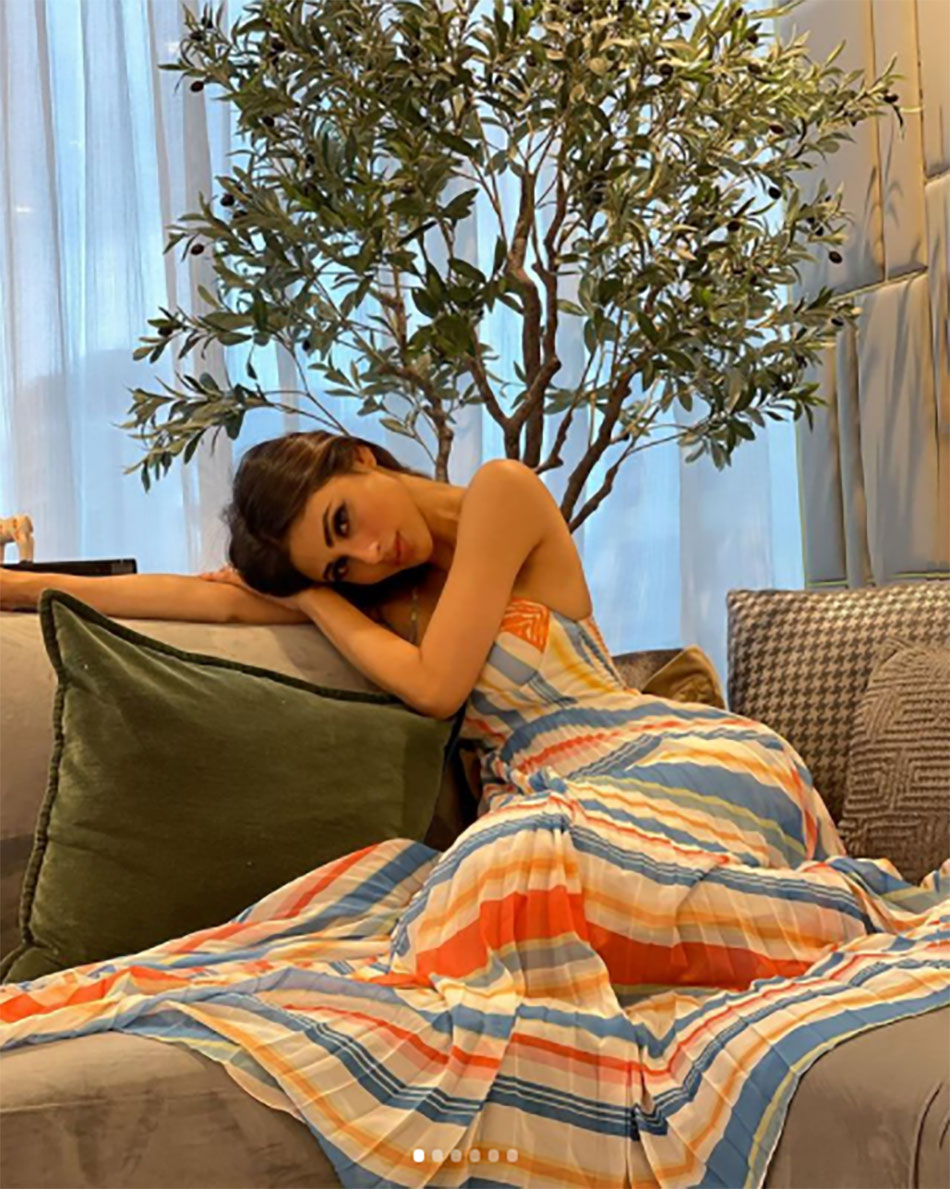 मौनी रॉय