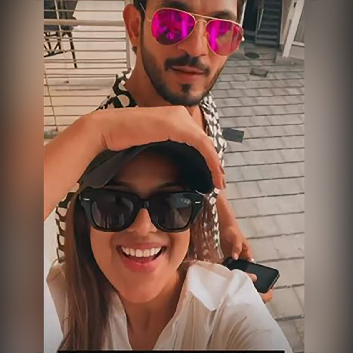 अर्जुन बिजलानी और निया शर्मा