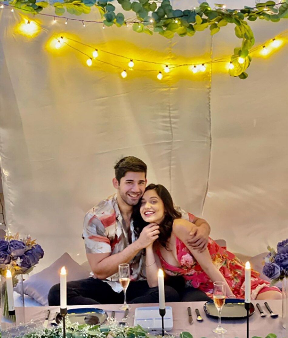 दिव्या अग्रवाल और वरुण सूद