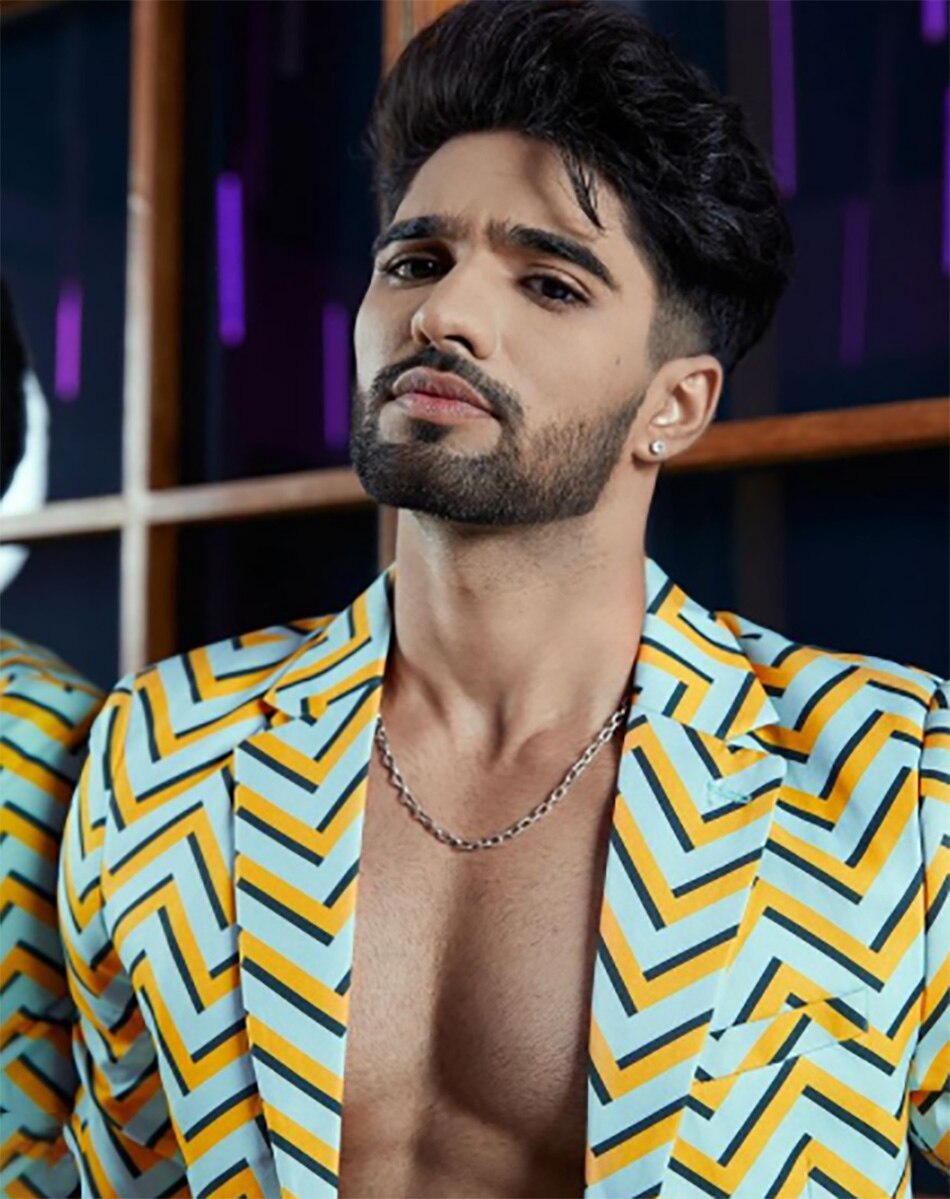 जीशान खान, रेहाना पंडित