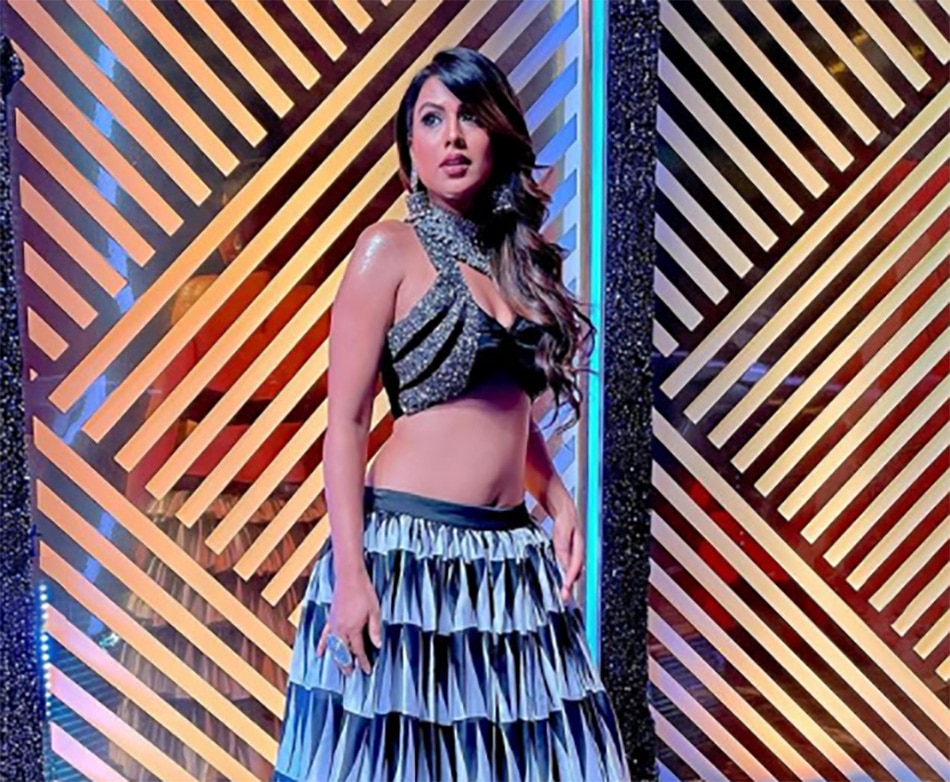 निया शर्मा