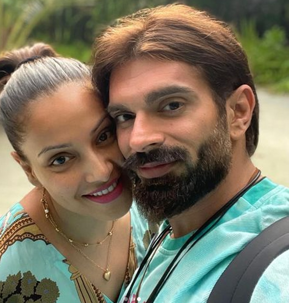  बिपाशा बसु- करण सिंह ग्रोवर