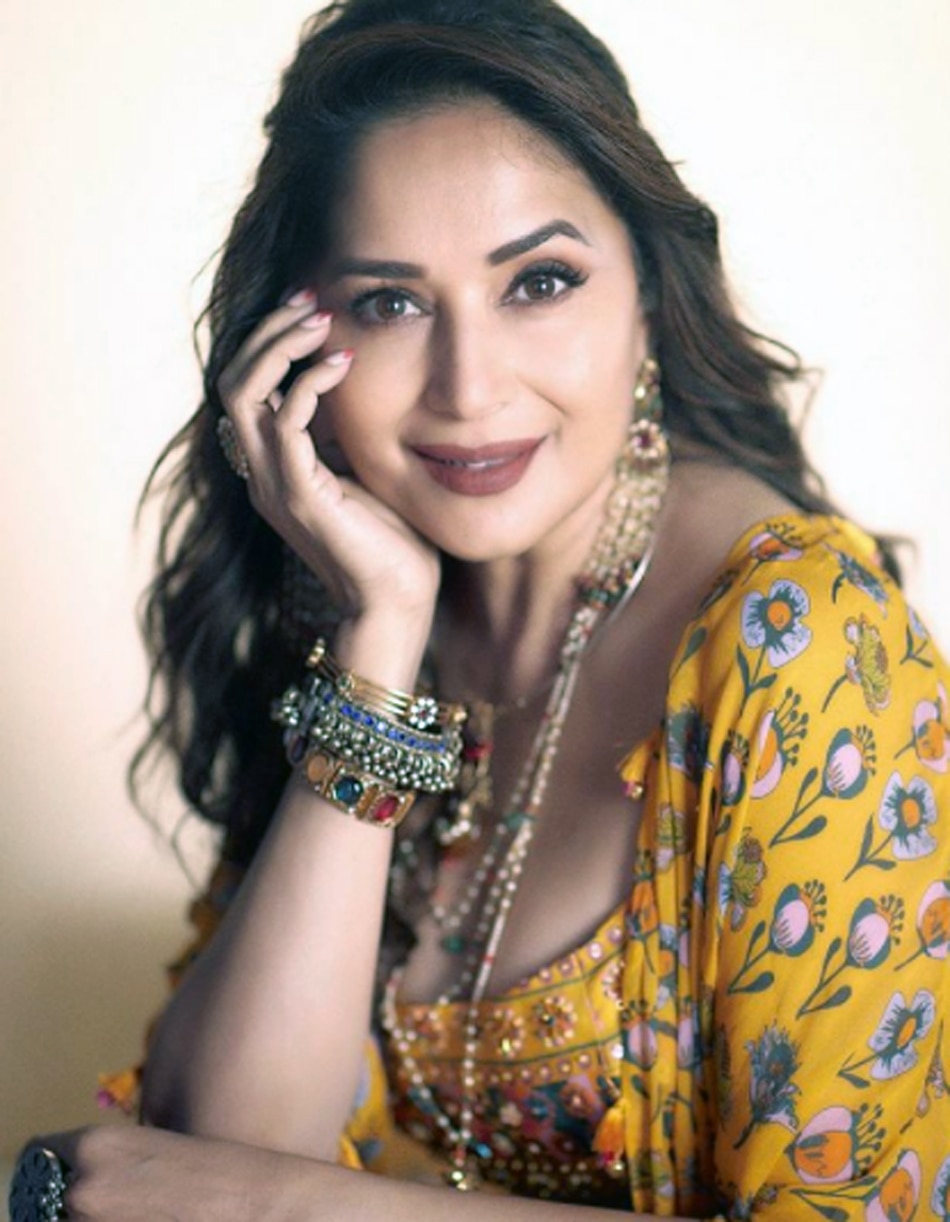  माधुरी दीक्षित