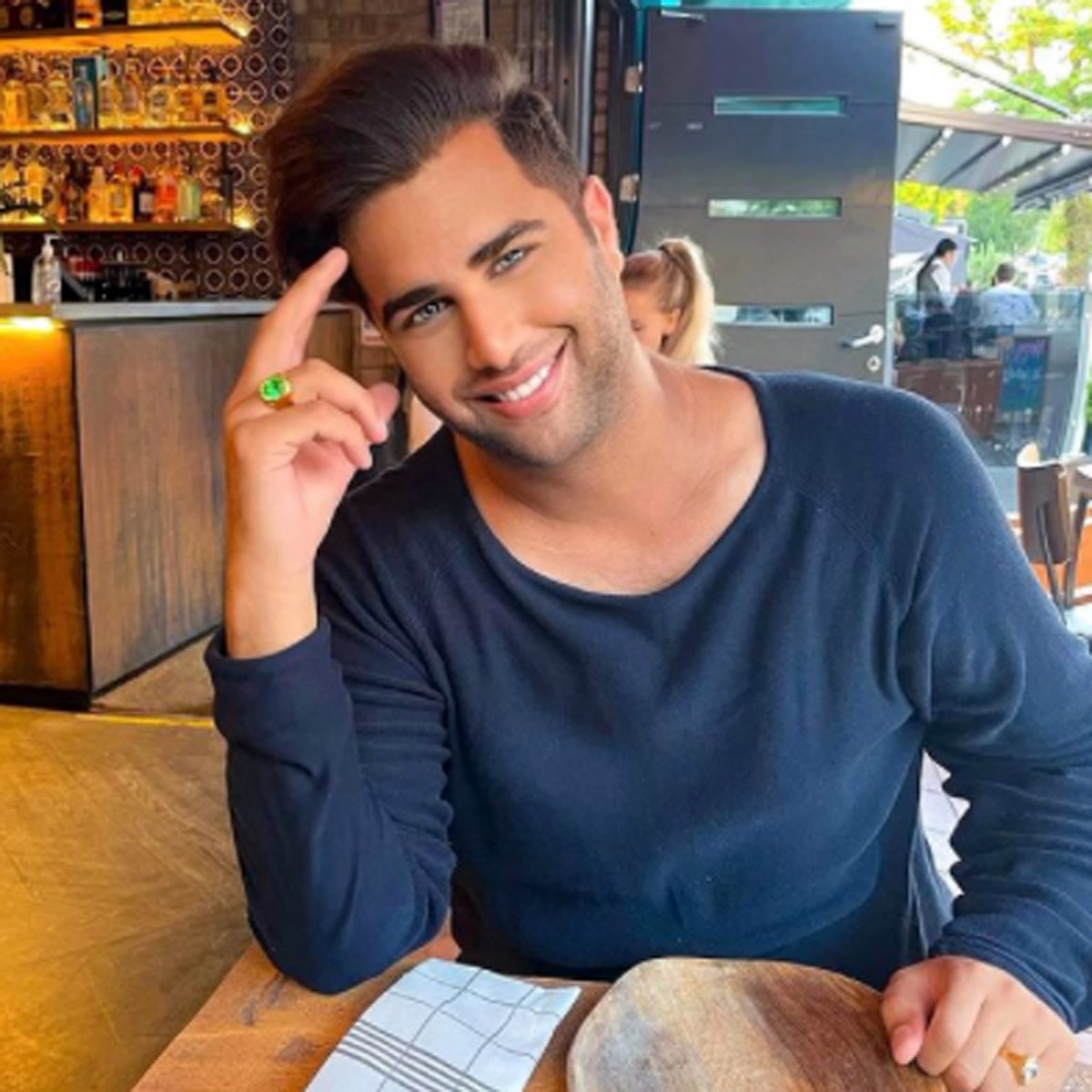  राजीव अदातिया 