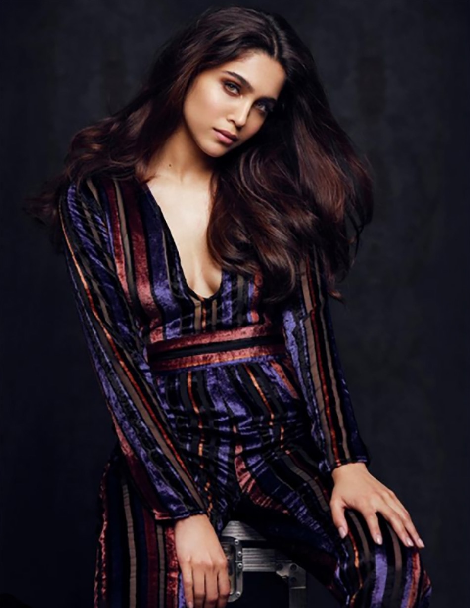 शरवरी वाघ