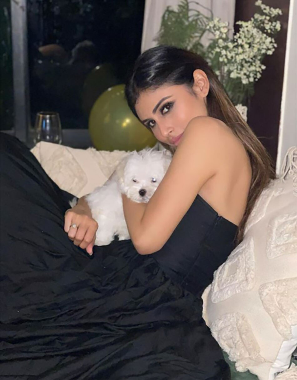 मौनी रॉय