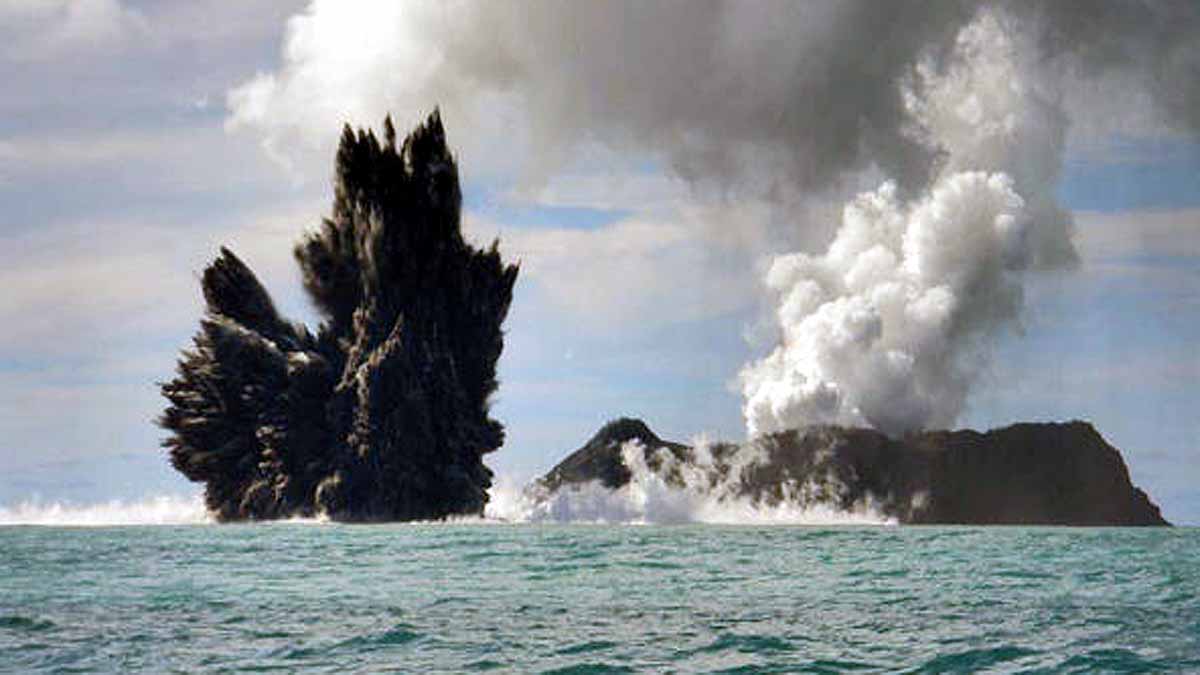 Birth of Undersea Volcano