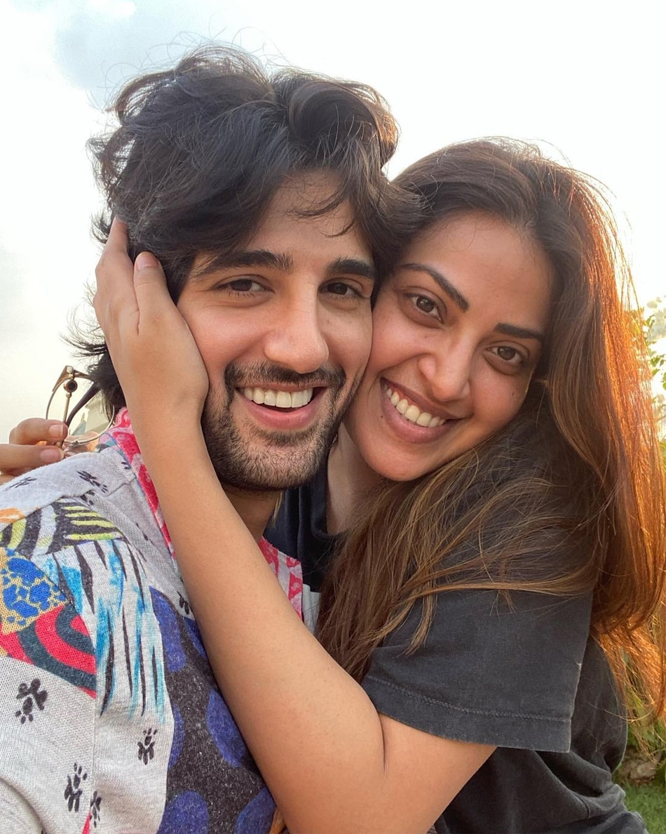 अनुष्का रंजन, आदित्य सील