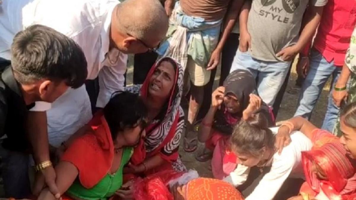 परिजनों का रो-रो कर बुरा हाल