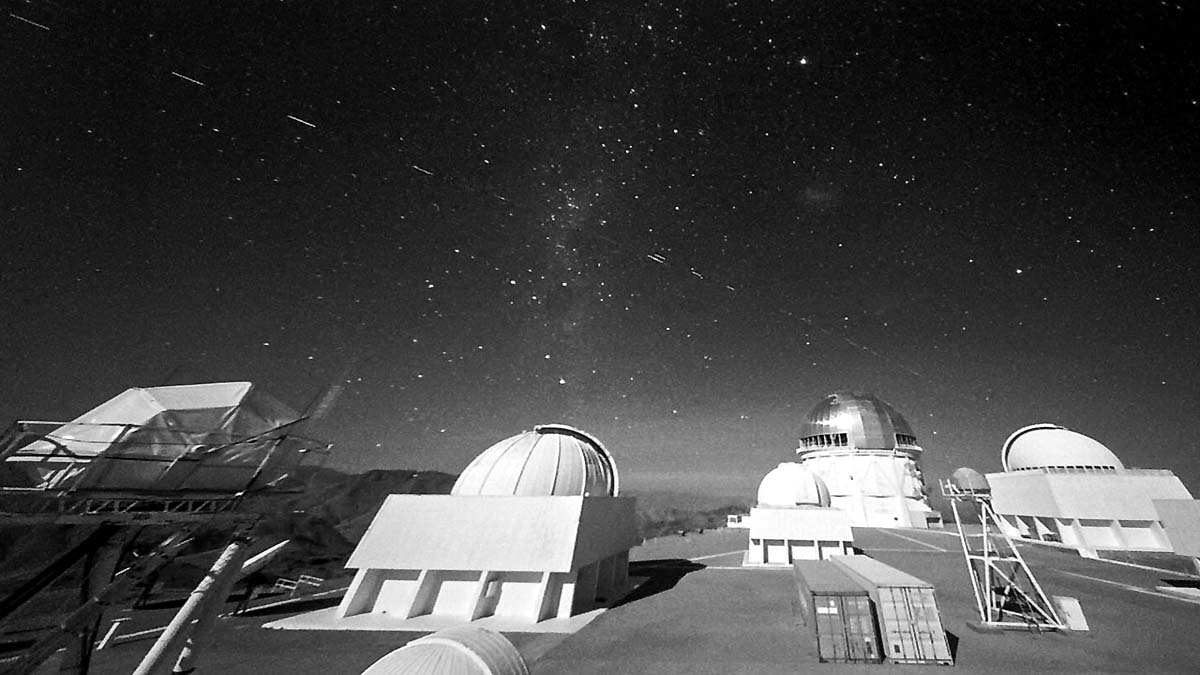 Satellite swarms night Pollution