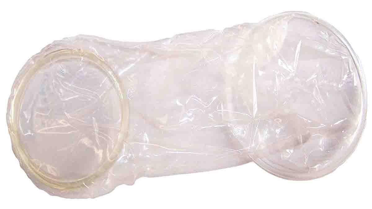 World's First Unisex Condom