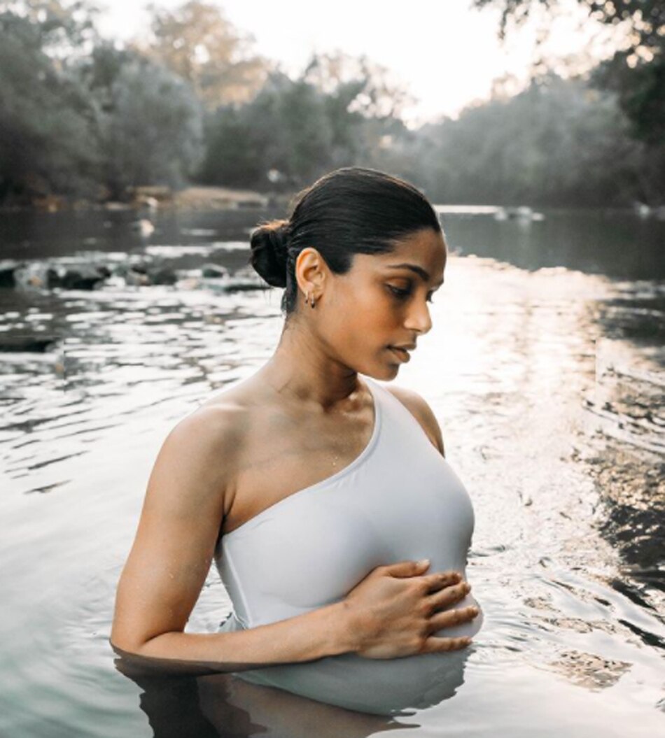 फ्रीडा पिंटो 