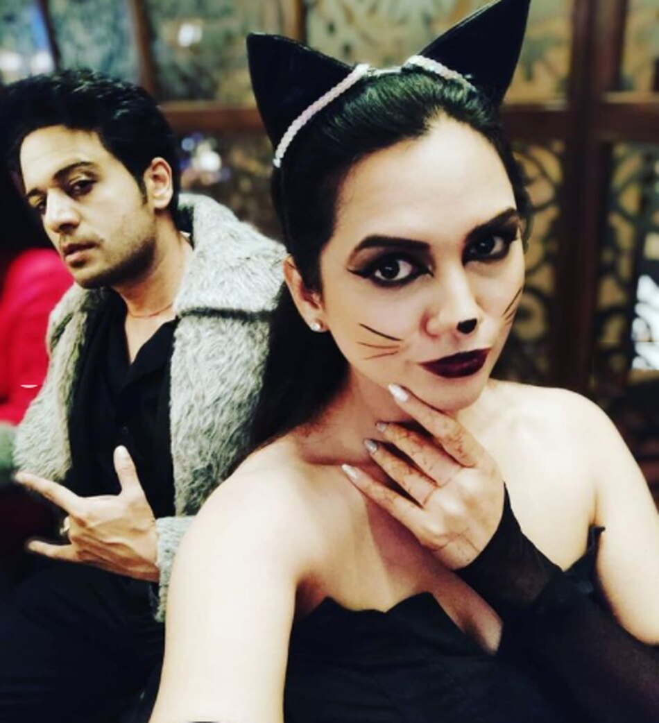 गौरव खन्ना और उनकी पत्नी 