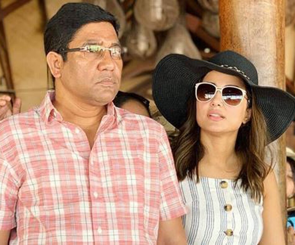 पिता संग हिना खान