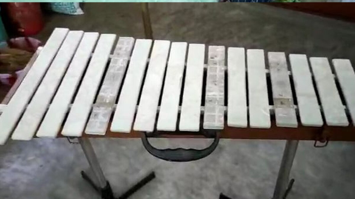 musical instruments are made from discarded junk