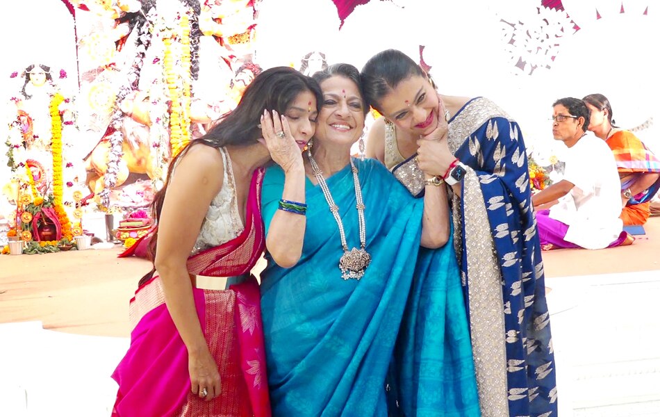 फैमिली संग काजोल