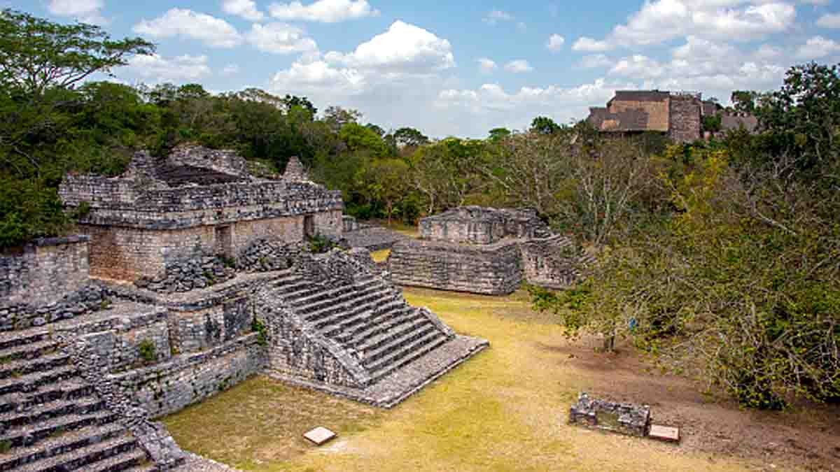 Maya Calendar 478 Structures