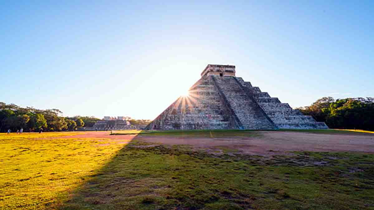 Maya Calendar 478 Structures