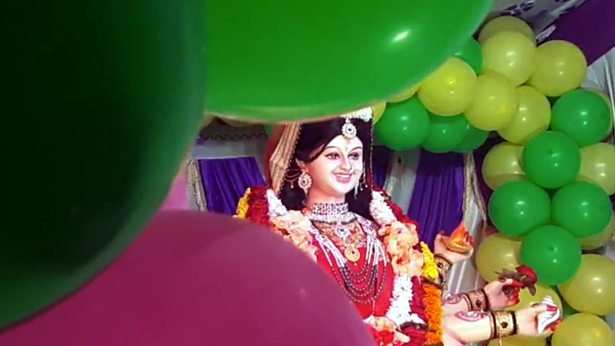 Goddess dugra happy posture