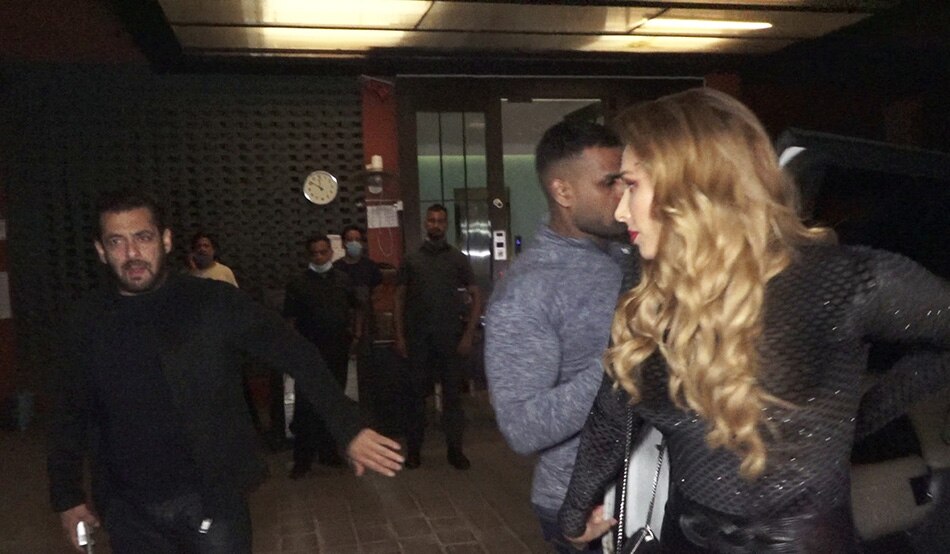 सलमान खान और यूलिया वंतूर