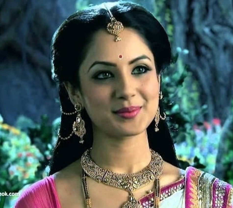 पूजा बनर्जी 