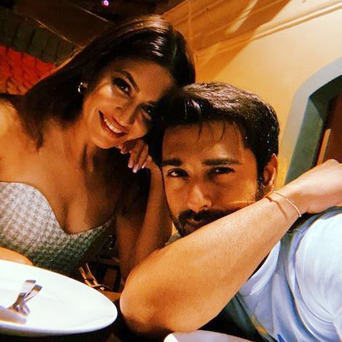 पुलकित संग कृति