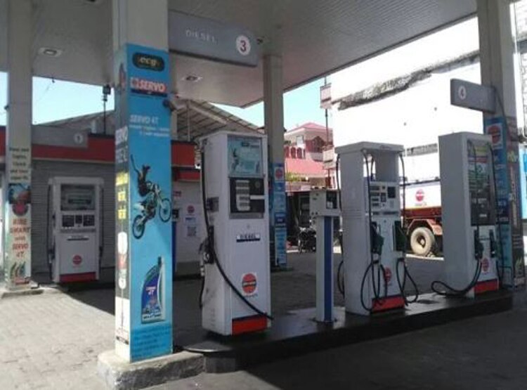 सिर्फ रांची एकमात्र राजधानी है जहां पेट्रोल 100 रुपये प्रति लीटर