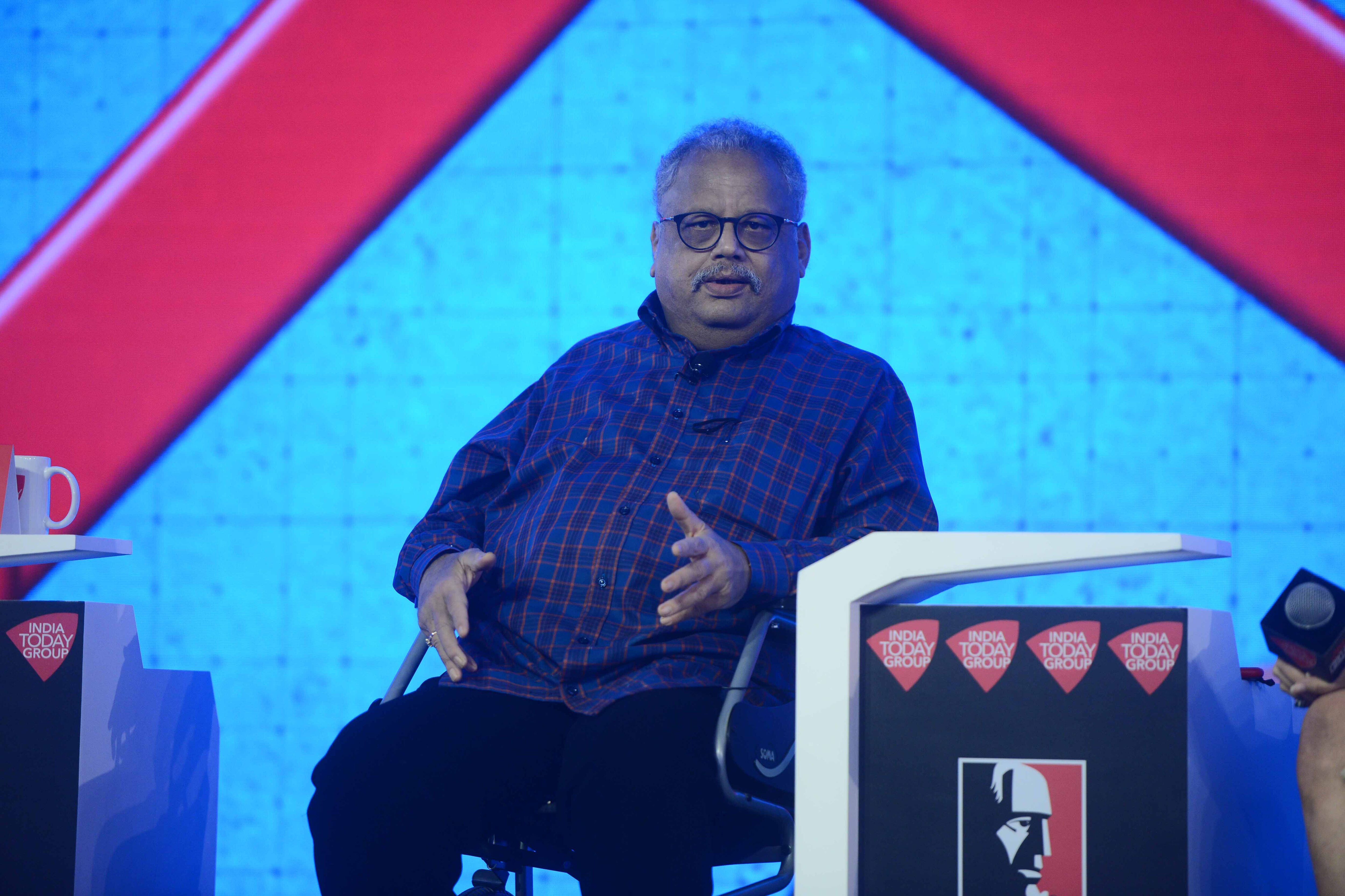 राकेश झुनझुनवाला की हिस्सेदारी