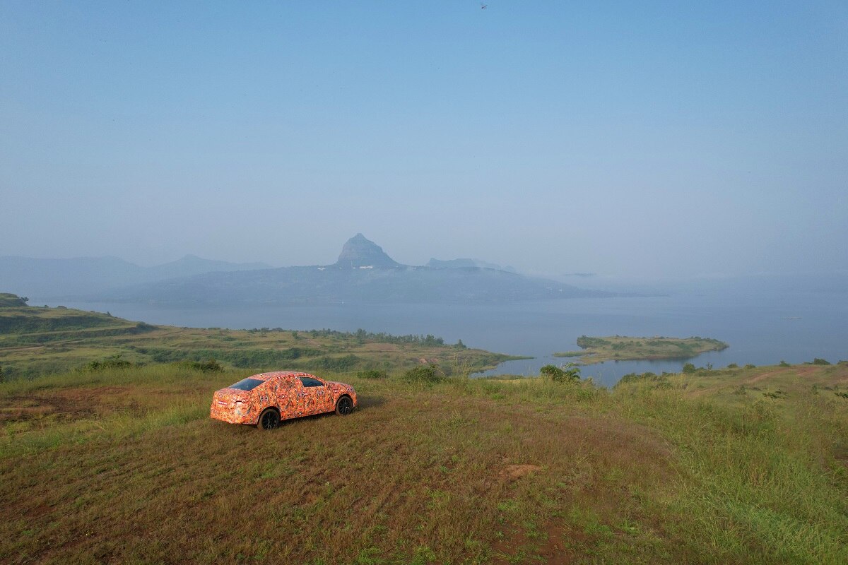 लेगी इन गाड़ियों से टक्कर