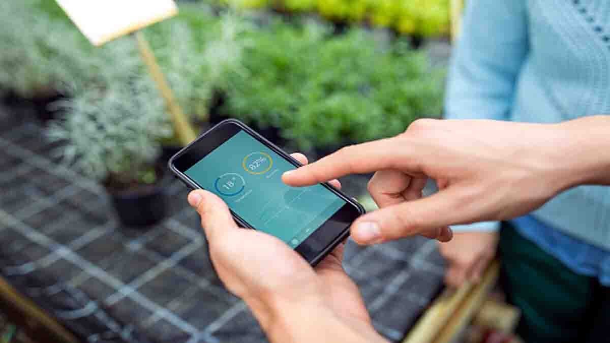 Smartphones killing Our Earth