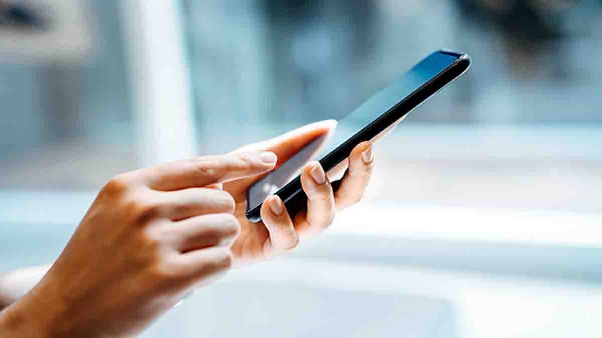 Smartphones killing Our Earth